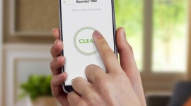 Odkurzanie smartfonem LIFESTYLE, IT i technologie - popularyzacja urządzeń mobilnych wpływa na nasze życie. Wśród dostępnych aplikacji znajdziemy te, które dostarczą nam rozrywki, informacji lub takie, które ułatwią nam funkcjonowanie.