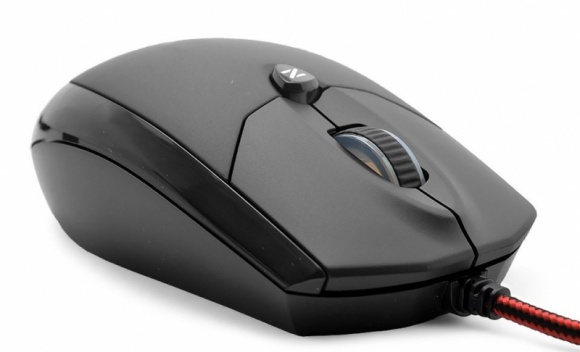 Zalman: mysz na monitory 4K LIFESTYLE, IT i technologie - Korzystanie z monitorów o wysokiej rozdzielczości wymaga myszki o zadowalającej nawigacji i parametrach wyższych, niż przy dotychczasowej pracy. Graczy swoimi właściwościami wspomagać ma myszka Zalmana ZM-M600R.