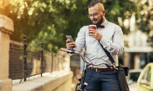 Jak pożyczyć pieniądze i nie stracić przyjaciela?