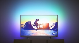 Personalizacja telewizji, czyli jak dopasować TV do swoich potrzeb LIFESTYLE, IT i technologie - Personalizacja to trend, który wkrada się w coraz więcej dziedzin naszego życia. Od mody, przez produkty codziennego użytku, po treści, które konsumujemy. To sposób na wyrażenie siebie, zgłębianie zainteresowań, a przed telewizorem na oglądanie tego, co nas naprawdę interesuje.