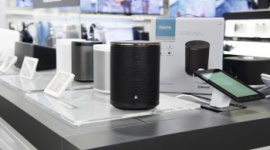 Sterowanie głosowe Hama Sirium zmieni cztery ściany w Smart Home