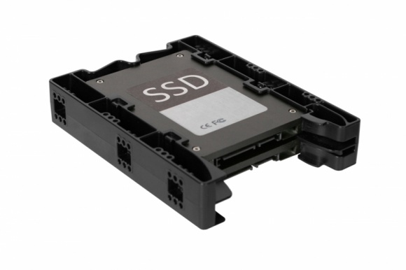 Icy Dock EZ-Fit Lite MB290SP-B - lekkość i chłodzenie w jednym LIFESTYLE, IT i technologie - Icy Dock EZ-Fit Lite MB290SP-B to adapter, dzięki któremu użytkownik może zastosować w swoim systemie 2x dyski 2,5" HDD/SSD IDE lub SATA.