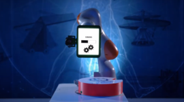 Rapujący robot ze Śląska wspiera #Hot16Challenge2 LIFESTYLE, IT i technologie - Robot będący efektem współpracy firmy APA Group oraz KUKA wziął udział w internetowej popularnej zbiórce funduszy.