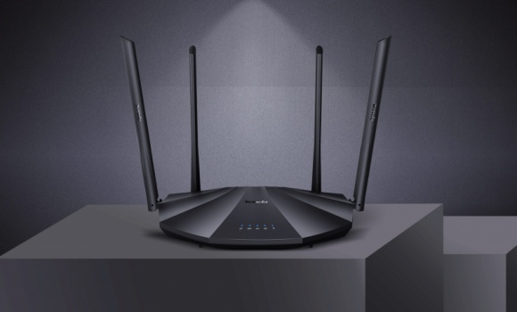 Tenda AC19 – dwupasmowy, gigabitowy router WiFi AC2100 z portem USB