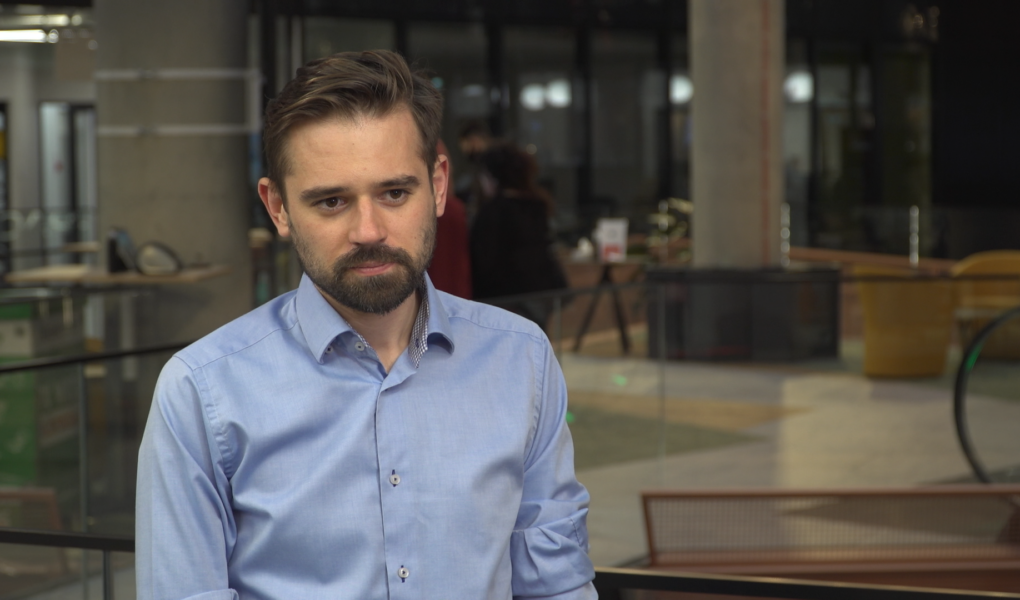 kawecki-cyberatak-polska-foto Polska już od miesięcy jest celem rosyjskich cyberataków i dezinformacji. W polskim internecie pojawia się nawet 120 tys. fejków dziennie