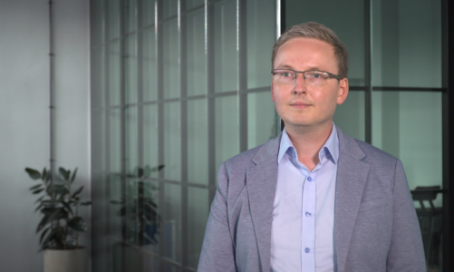 Utrudniony dostęp do nowych aut wpływa na rynek carsharingu. Napędza zainteresowanie klientów, ale też spowalnia rozwój firm