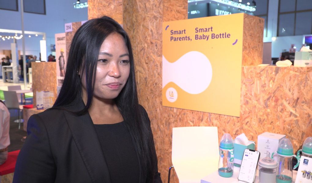 Coraz mocniejszy segment baby tech. Inteligentna butelka podgrzeje pokarm w kilkadziesiąt sekund i będzie utrzymywać optymalną temperaturę